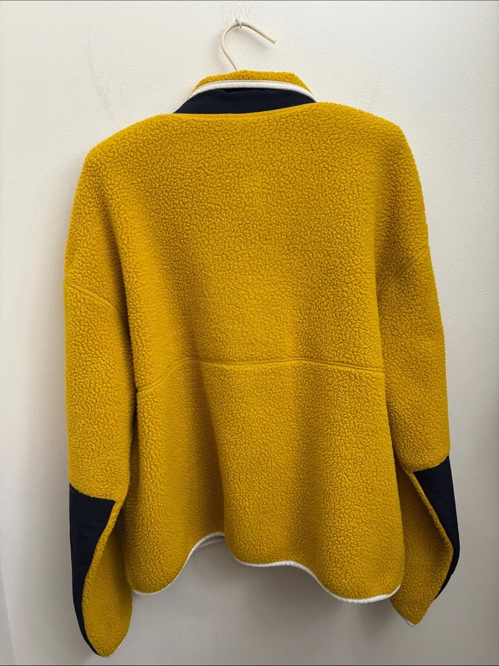 The North Face Yellow Sherpa Fleece Jacket size large - Picture 8 of 10